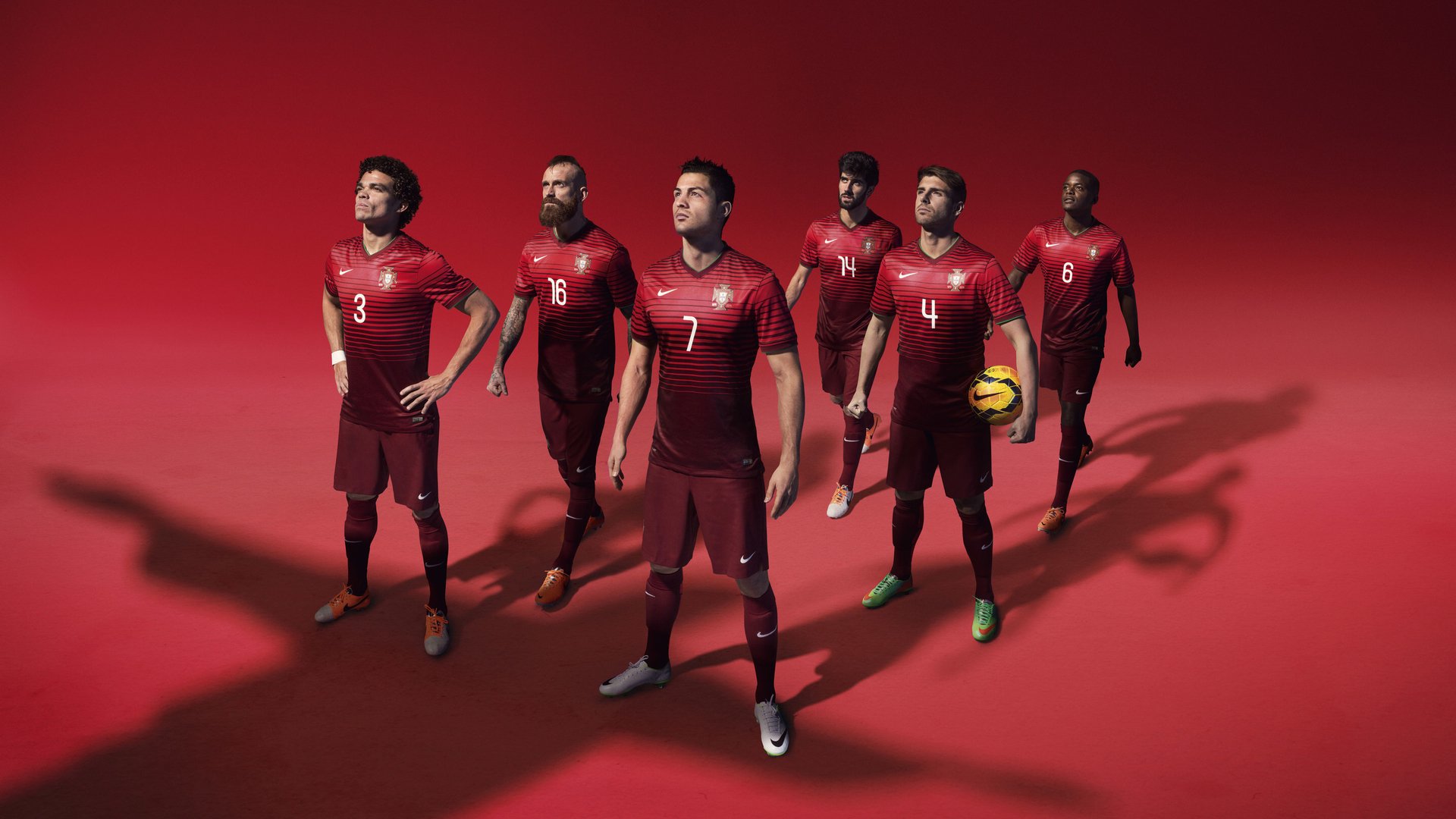 青少年足球“金牌教练”培养计划在全国范围内正式启动，中国足协青少年足球训练大纲